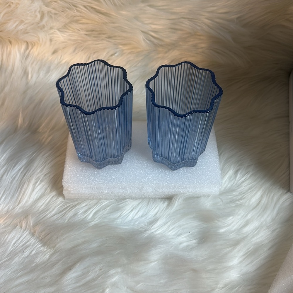 Glass Hause Ribbed Glasses Set - Picture 3 of 8